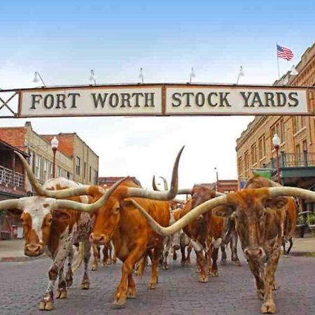 **Min Frm Dwntwn Fort Worth*Modern*Cozy*Townhome** Екстер'єр фото