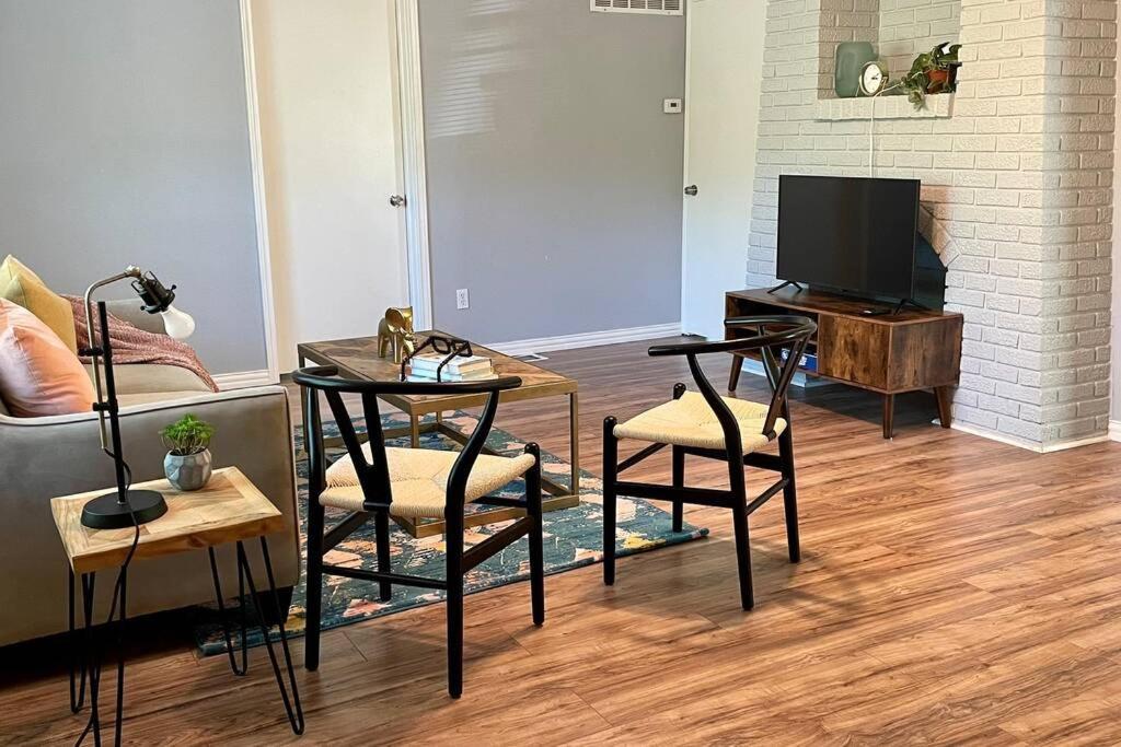 **Min Frm Dwntwn Fort Worth*Modern*Cozy*Townhome** Екстер'єр фото
